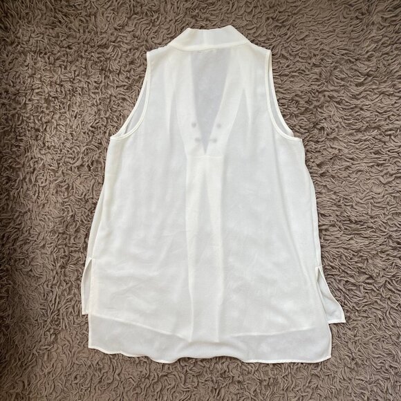 Spense Sleeveless Top Gold Chain Detail - Size M - Picture 4 of 11